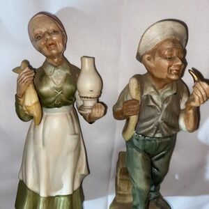 Vintage Napcoware Figurines - Man Pipe and Woman Oil Lamp‎ - pair 6.2"